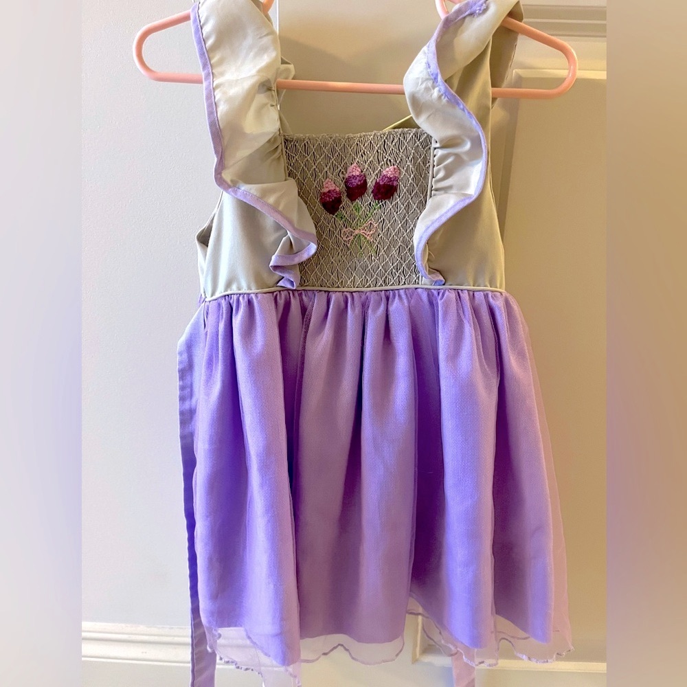 Old Fashioned Charms brand hyacinth/ hydrangea floral dress in beige & lavender